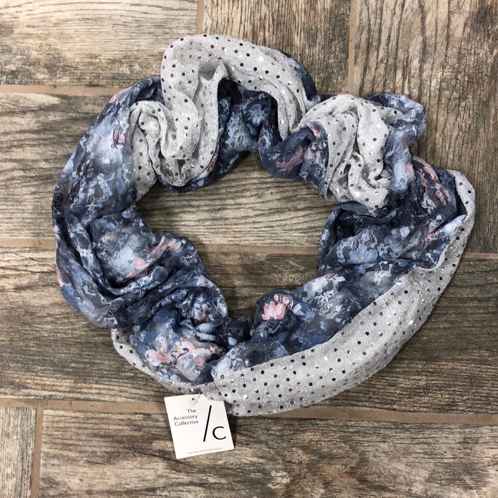 Adorable infinity scarf